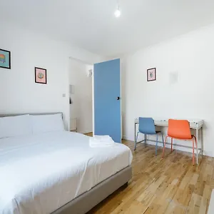  Guest house Great In Stepney Station - 12