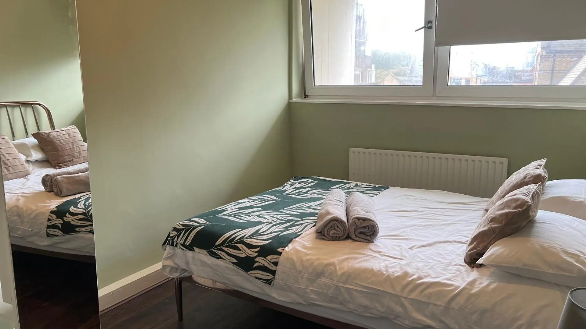 Отель The Wapping Oasis Лондон Гостевой дом